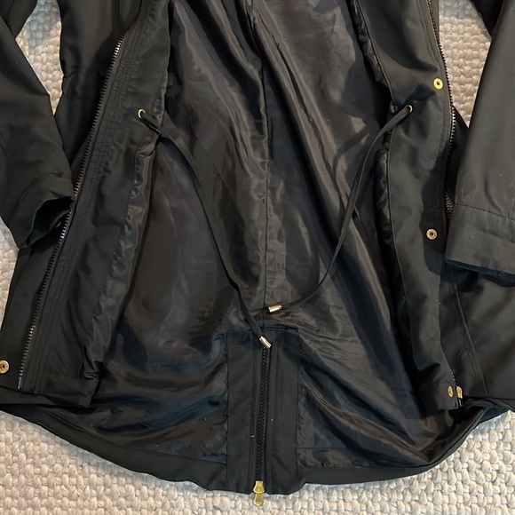 Vero Moda Lightweight Hooded Jacket - Picture 10 of 11